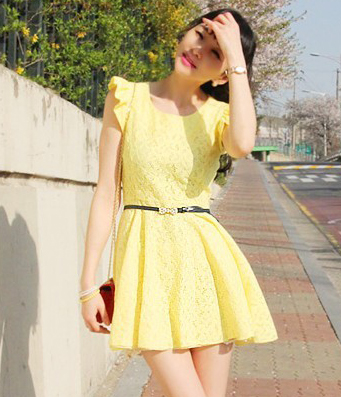 韩国服装网站 奶油黄蝴蝶结腰带蕾丝连衣裙