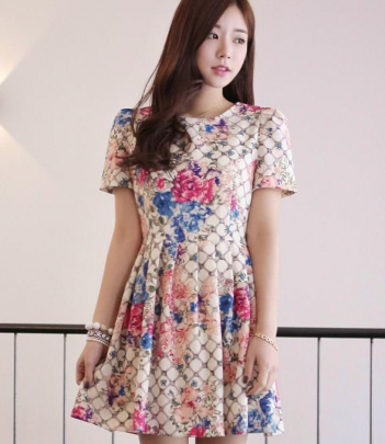 韩国女装品牌代理复古大花雪纺连衣裙