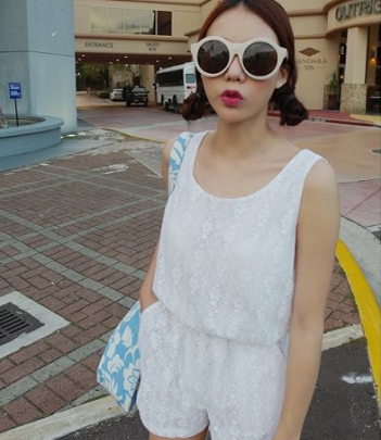 韩国服饰代销 纯白收腰蕾丝连体裤