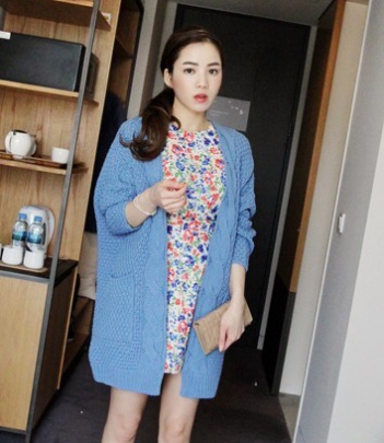 韩国品牌 服饰代理 湖蓝色 麻花编织大口袋 针织开衫