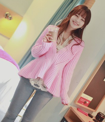 韩国女装品牌代理cherry-spoon粉嫩收腰裙摆毛衣