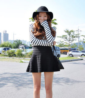 韩国服饰网店代理 shes-story百搭气质黑色高腰大摆短裙