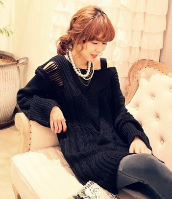 韩国服装网店代理naning9破洞长款毛衣（2色）