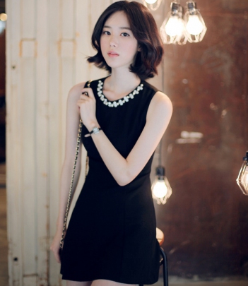 韩国女装春夏热款 milkcocoa气质钉珠修身连衣裙（小黑裙）