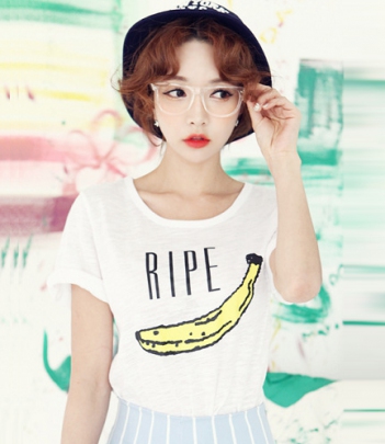 韩国女装新款 dabagirl可爱香蕉字母短袖T恤