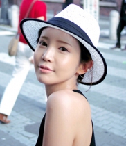 韩国女装批发 chuu人气黑白经典巴拿马帽