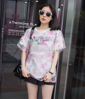 韩国女装代理 lovestar9梦幻碎花字母网纱假两件T恤（2色）