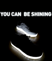 【官网正品 可验证】QNG街拍LED炫灯休闲板鞋（2色）男女可穿