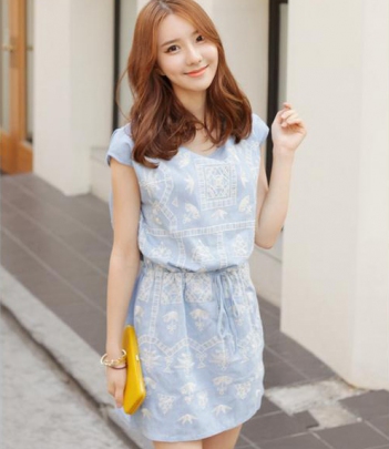 韩国服饰春夏热款 民俗风绣花收腰系带连衣裙