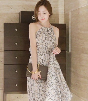 韩国女装代理 attrangs成熟性感蛇纹挂脖吊带连衣长裙