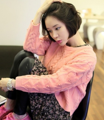 韩国女装代理 pinkboll麻花编织短款毛衣