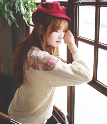 韩国正品女装网店代销 bongjashop甜美勾花镂空卫衣