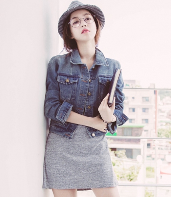 韩国代购批发 cherry-spoon百搭经典磨破磨白牛仔短外套