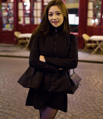 韩国女装正品代购 chuu收腰裙摆式显瘦黑色小棉衣