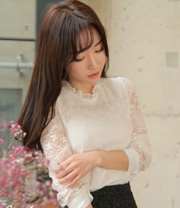 韩国女装春夏爆款 fiona超仙木耳花边蕾丝衫