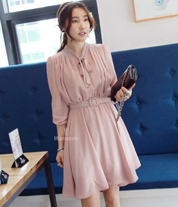 韩国女装代理 miamasvin气质法式蝴蝶结腰带装饰连衣裙（2色）