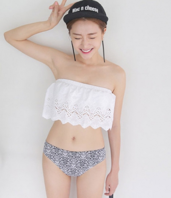 韩国女装代购新款 stylenanda拼接款镂空花边三角分体式泳装